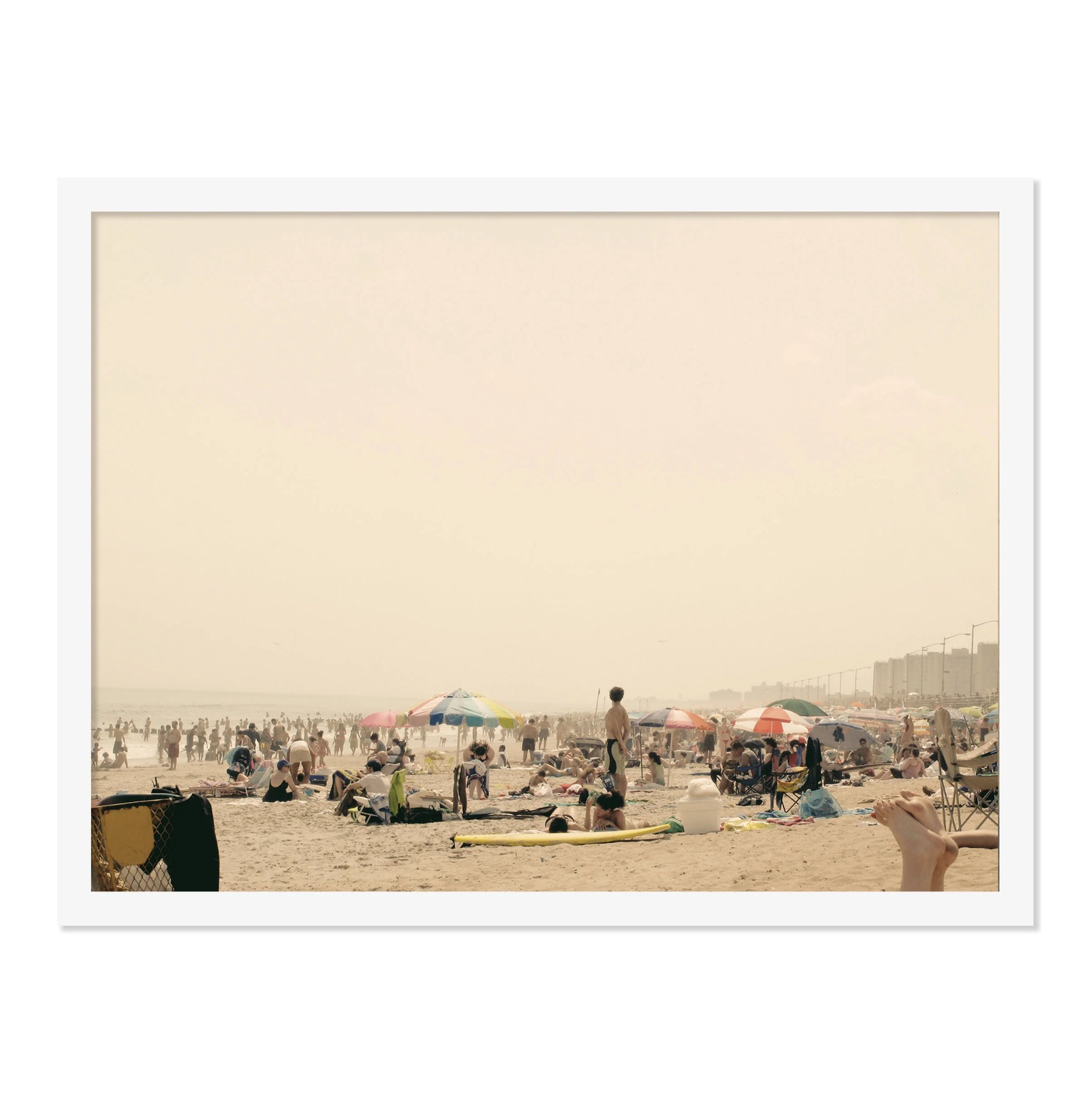 LONG BEACH CROWD, LONG ISLAND, USA 2009 / 20X30" FRAMED